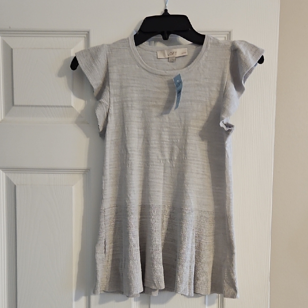 LOFT Gray Short Sleeve Top